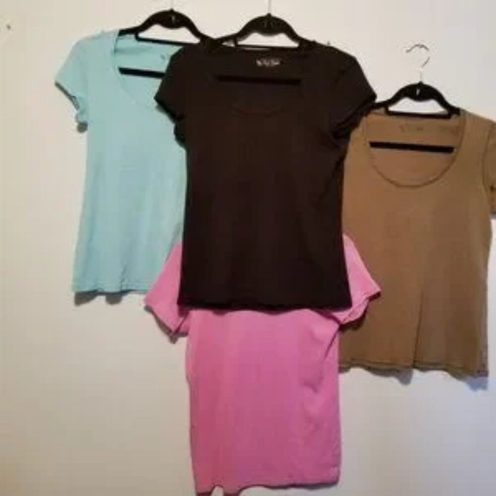VICTORIA'S SECRET Vintage Y2K bundle of 4 tshirts black pink aqua green